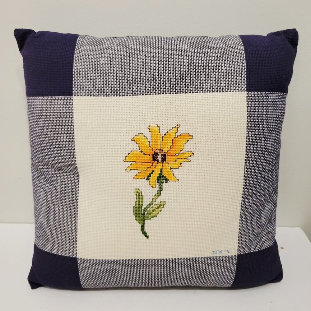 Vtg Floral Needlepoint Square Throw Pillow Yellow Sunflower Checkered Pattern